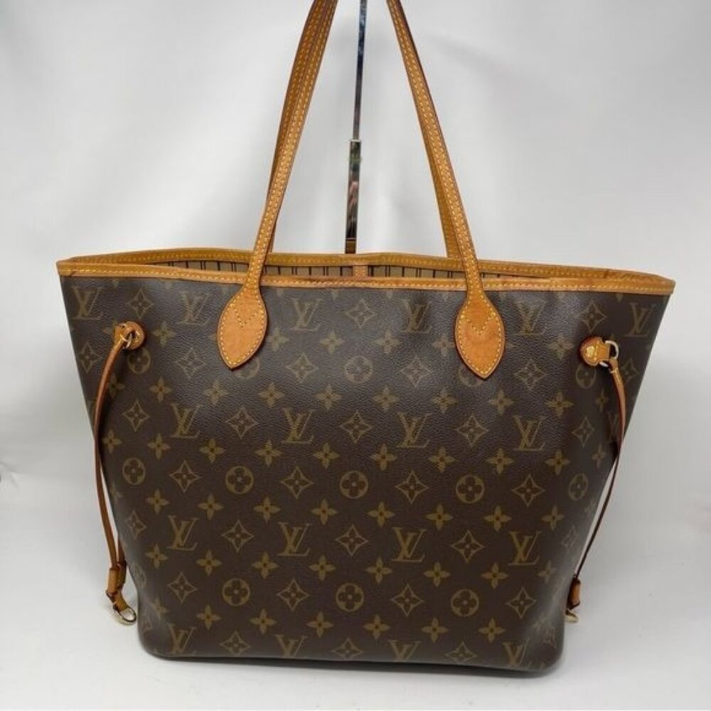 176 Pre Owned Authentic Louis Vuitton Monogram Neverfull MM Tote Bag SF4159
